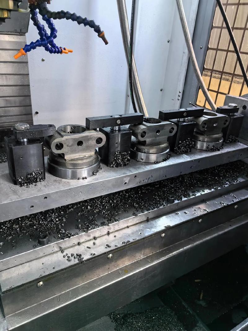 兩套四軸液壓夾具裝配調(diào)試順利完成 專(zhuān)業(yè)工裝夾具的高效應(yīng)用